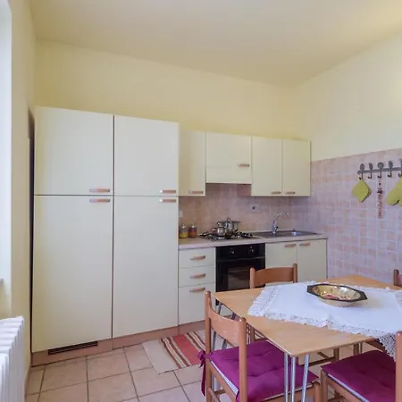 Appartement 2 Bedrooms With Furnished Terrace And Wifi At *