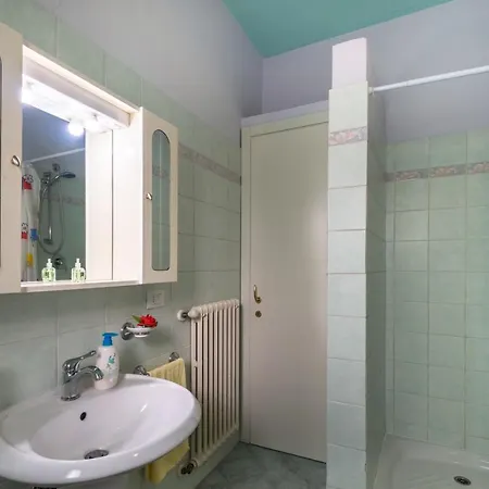 2 Bedrooms With Furnished Terrace And Wifi At Borgo a Buggiano