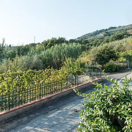 Appartement 2 Bedrooms With Furnished Terrace And Wifi At *